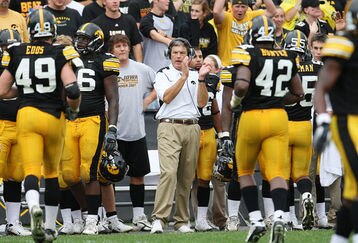 321080913105_iowa_st_v_iowa_feature