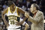 56064285_hawks_v_sonics_crop_150x100