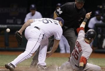 Sox_and_rays_feature
