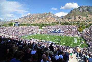 24808092056_wyoming_v_byu_feature