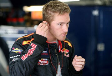 Lowe_s_nascar_testing_day_1_c00_feature