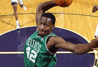 Tonyallen_295_050208_crop_340x234