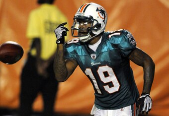7960006_chiefs_v_dolphins_crop_340x234