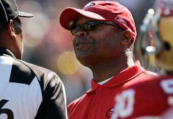 M_singletary_081026_04_wide_crop_340x234