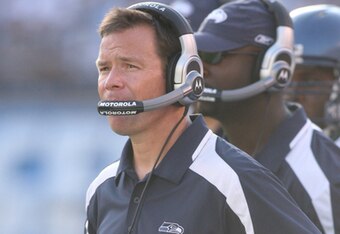 5920808250423_seahawks_v_charge_crop_340x234