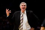 91020007_lakers_v_jazz_crop_150x100