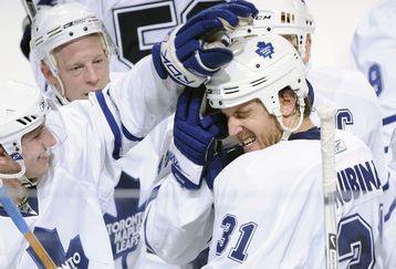 2110018_maple_leafs_v_panthers_feature
