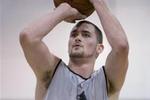 Kevin_love_crop_150x100