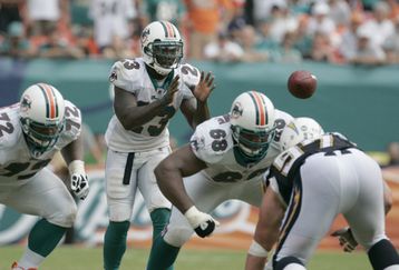 53472100508_chargers_v_dolphins_feature
