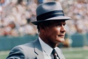 Tom-landry-at_feature