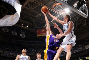 Kirilenko-blocks-gasol-p1_feature