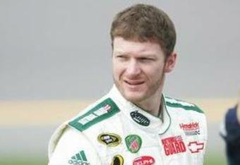 Dale_earnhardt_jr_290_crop_340x234