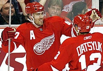 Zetterberg_datsyuk_crop_340x234