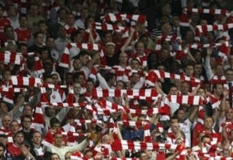 Arsenal_fans_crop_340x234