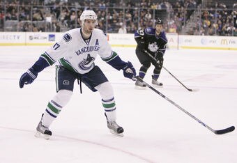 26913344_canucks_v_kings_cropped
