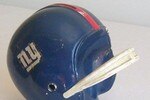 Giants-helmet-300x270_crop_150x100
