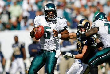 15008090717a_rams_v_eagles_feature