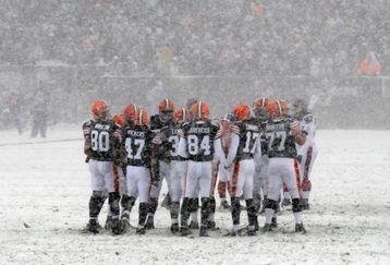 2010004_bills_v_browns_feature