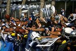 Cowboys_fans_crop_150x100