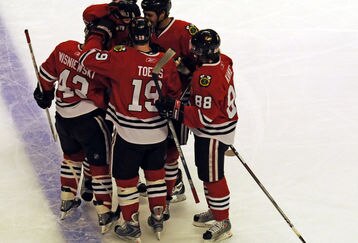 48474063_avalanche_v_blackhawks_feature
