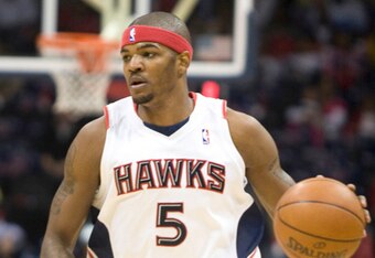 9450202_grizzlies_v_hawks_crop_340x234