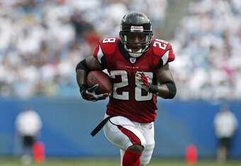 3291298_falcons_v_panthers_crop_340x234