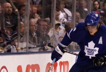 129081117009_bruins_at_leafs_feature