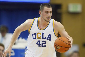 008_123534_arizona_st_v_ucla_feature