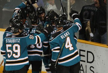 7740810180873_flyers_at_sharks_feature