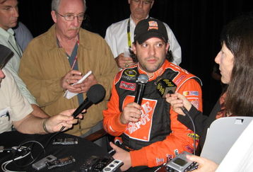 Tony_stewart_2_feature