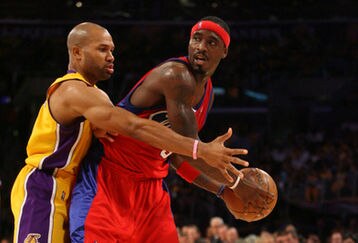 5920811051140_clippers_at_laker_feature