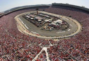 Voyage_20nascar_feature