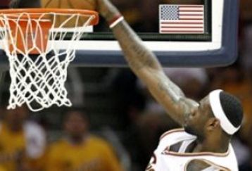 M_20mw_c7_lebron_0420_feature
