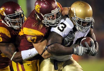 007081129519_notre_dame_at_usc_feature