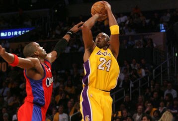 5920811051121_clippers_at_laker_feature