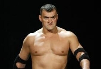 Vladimir_kozlov_wwe_smackdown_o_crop_340x234