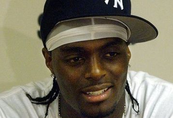 Plaxico-burress_feature
