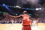942000000864_11182008_nets_cavs_more_feature