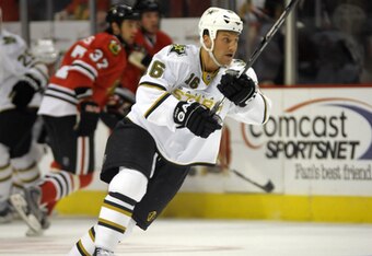 484081008022_stars_at_blackhawk_crop_340x234