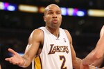5920811301334_raptors_at_lakers_crop_150x100