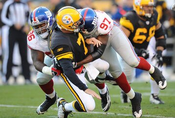 9420810264043_giants_at_steeler_feature