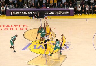 59200027171_celtics_v_lakers_crop_340x234