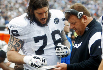 7680809212597_raiders_v_bills_feature