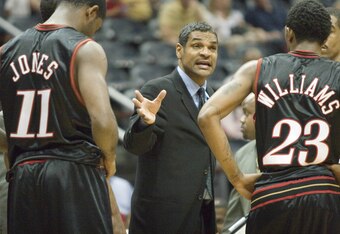 9450186_76ers_v_hawks_crop_340x234