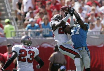 7601004_panthers_v_buccaneers_crop_340x234