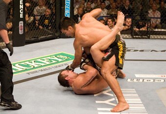 Ufc70_07_machida_vs_heath_009_crop_340x234