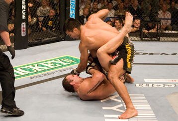 Ufc70_07_machida_vs_heath_009_feature