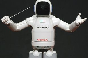 Asimo-conducting-orchestra_crop_310x205