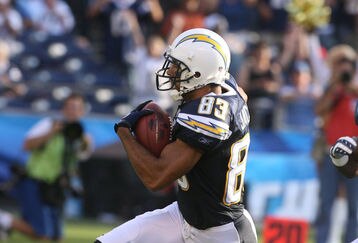 5920808250421_seahawks_v_charge_feature