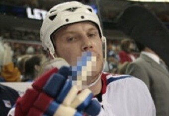 Nhl_sean_avery_throwing_the_fin_crop_340x234
